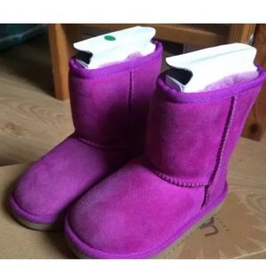 NEW UGG CLASSIC SHEEPSKIN BOOT FUCHSIA TODDLER 9